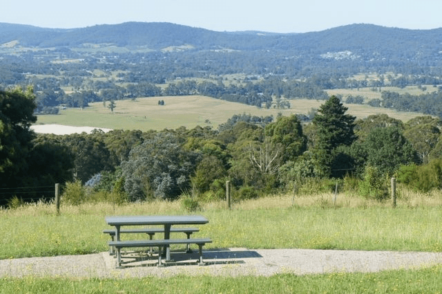o'shannassy Aqueduct Trail 